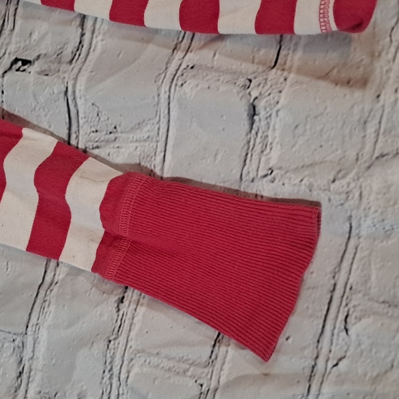 Abercrombie & Fitch v neck top size small - Picture 3 of 4